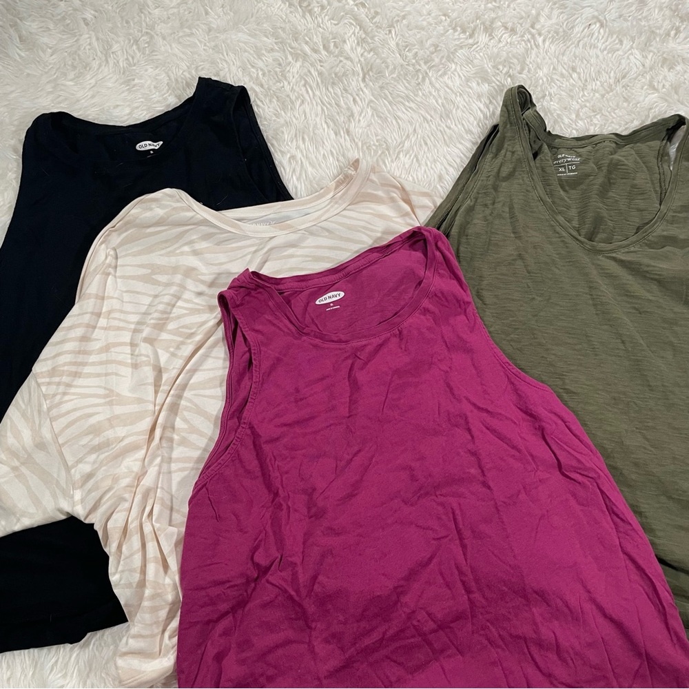 Lot of 4 Old Navy XL Women's Assorted Color Tops
